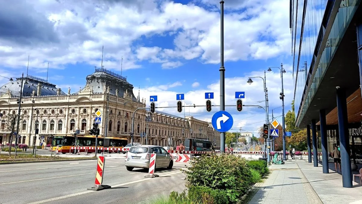 Kończy się ważny remont w centrum Łodzi. Wiemy, kiedy znikną objazdy - Zdjęcie główne