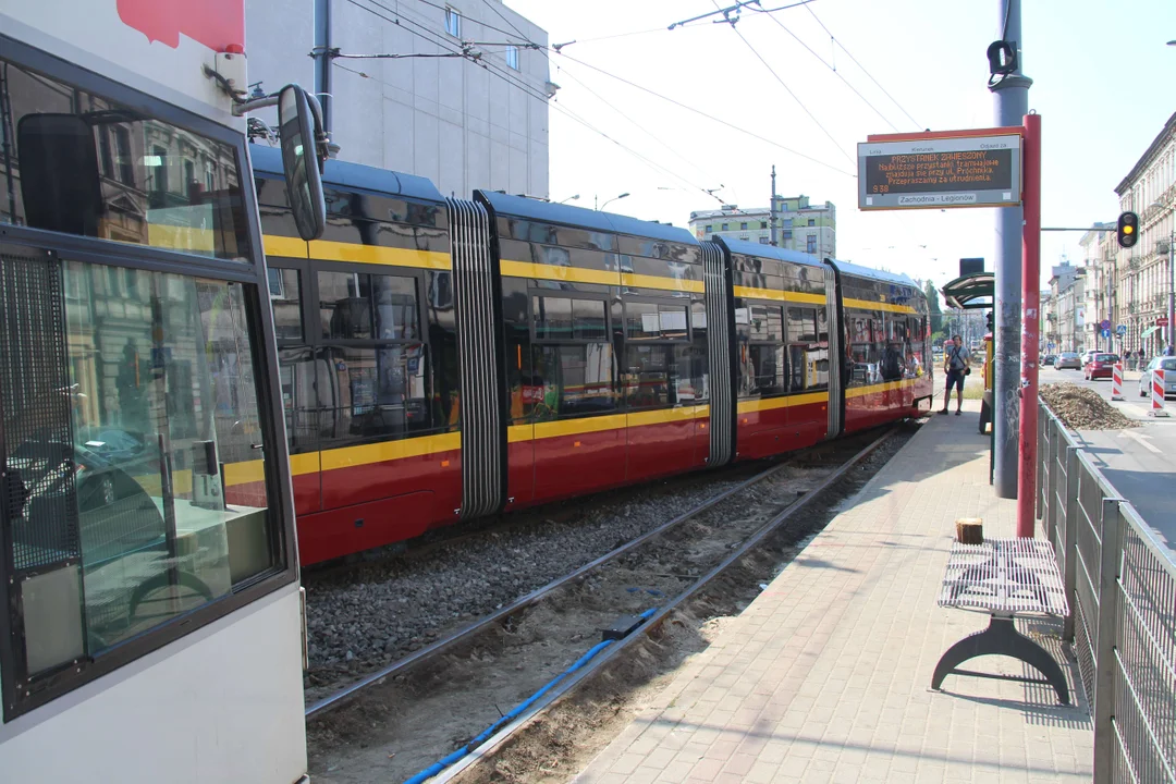 Utrudnienia po wykolejeniu tramwaju w Łodzi