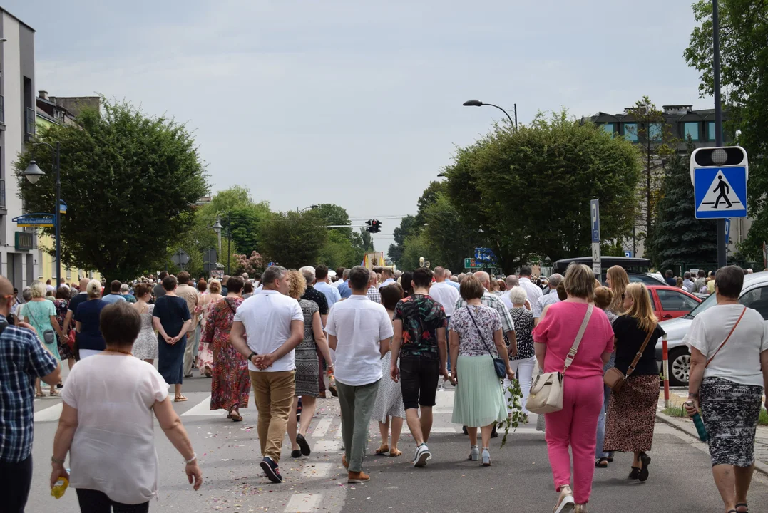 procesja Bożego Ciała w parafii Matki Bożej Dobrej Rady w Zgierzu