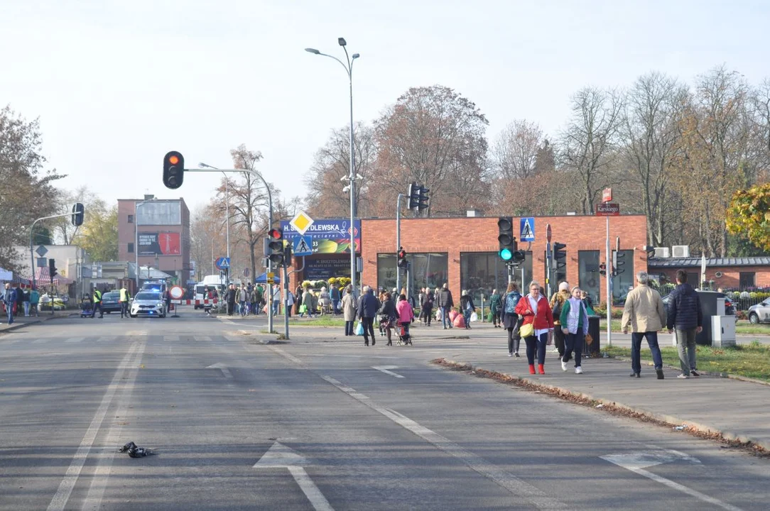 Stary Cmentarz przy ul. Ogrodowej w Łodzi 1 listopada