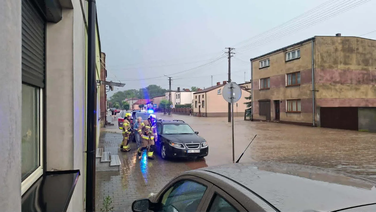 Nawałnica przeszła przez powiat pajęczański w Łódzkiem