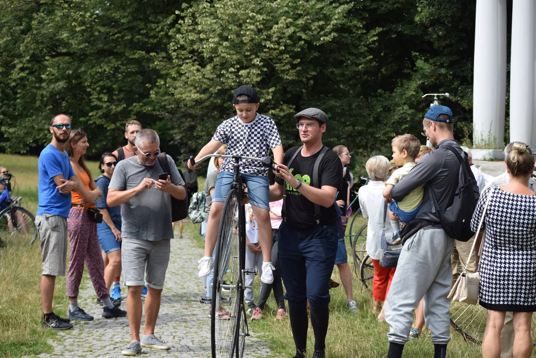 Historia rowerów w Parku Julianowskim na 600. urodizny Łodzi