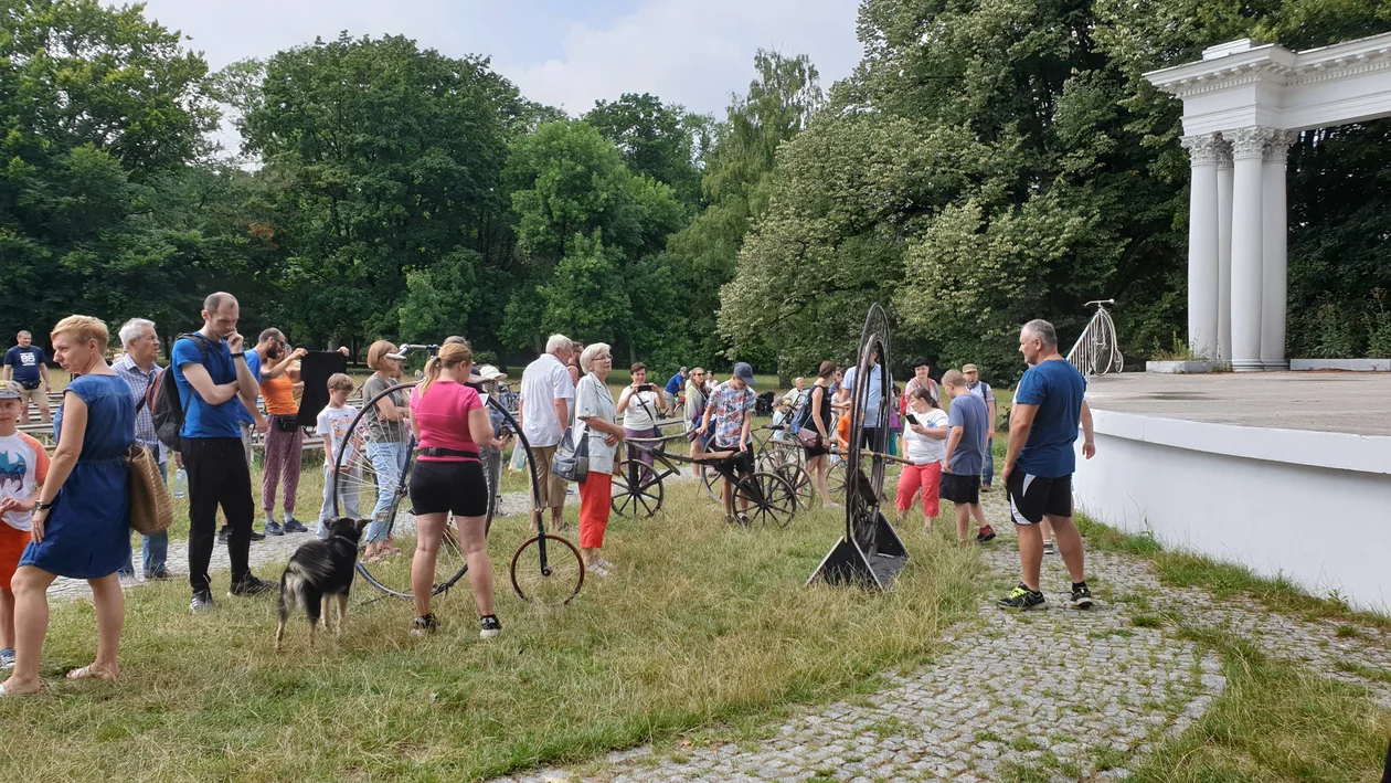 Historia rowerów w Parku Julianowskim na 600. urodizny Łodzi