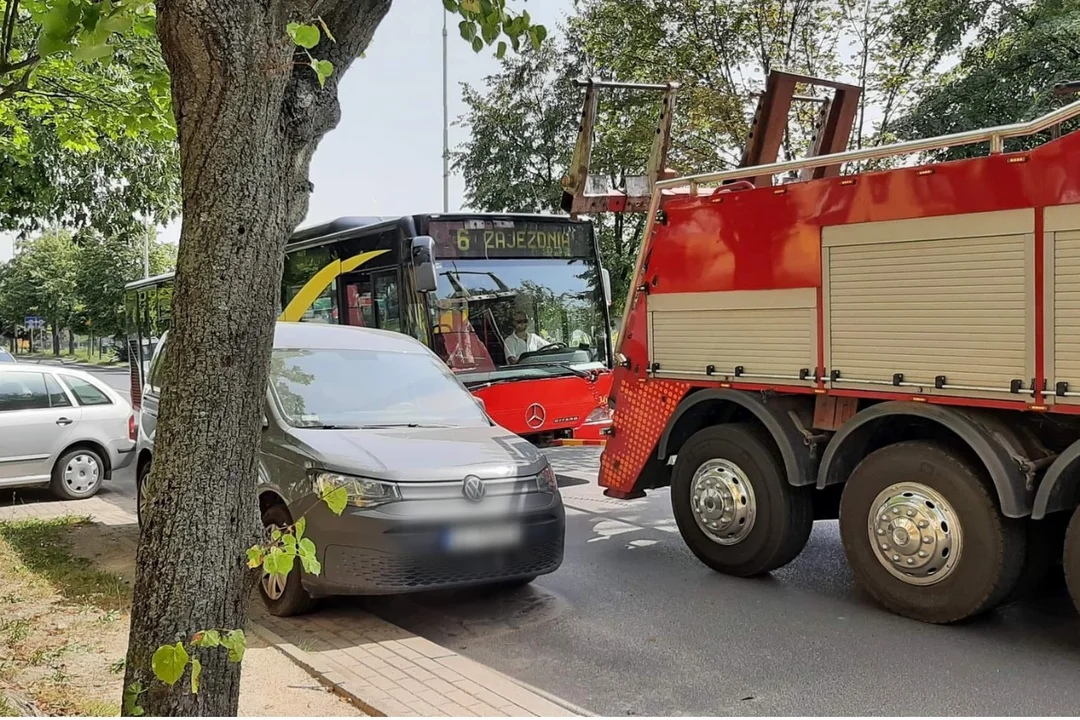 Zgierskie autobusy nie przejeżdżają lub stoją popsute na przystankach.