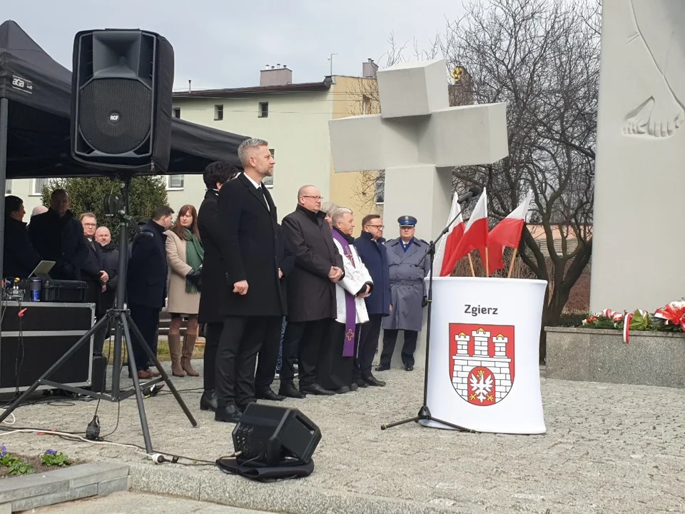 Obchody Zbrodni Zgierskiej na placu Stu straconych [zdjęcia] - Zdjęcie główne