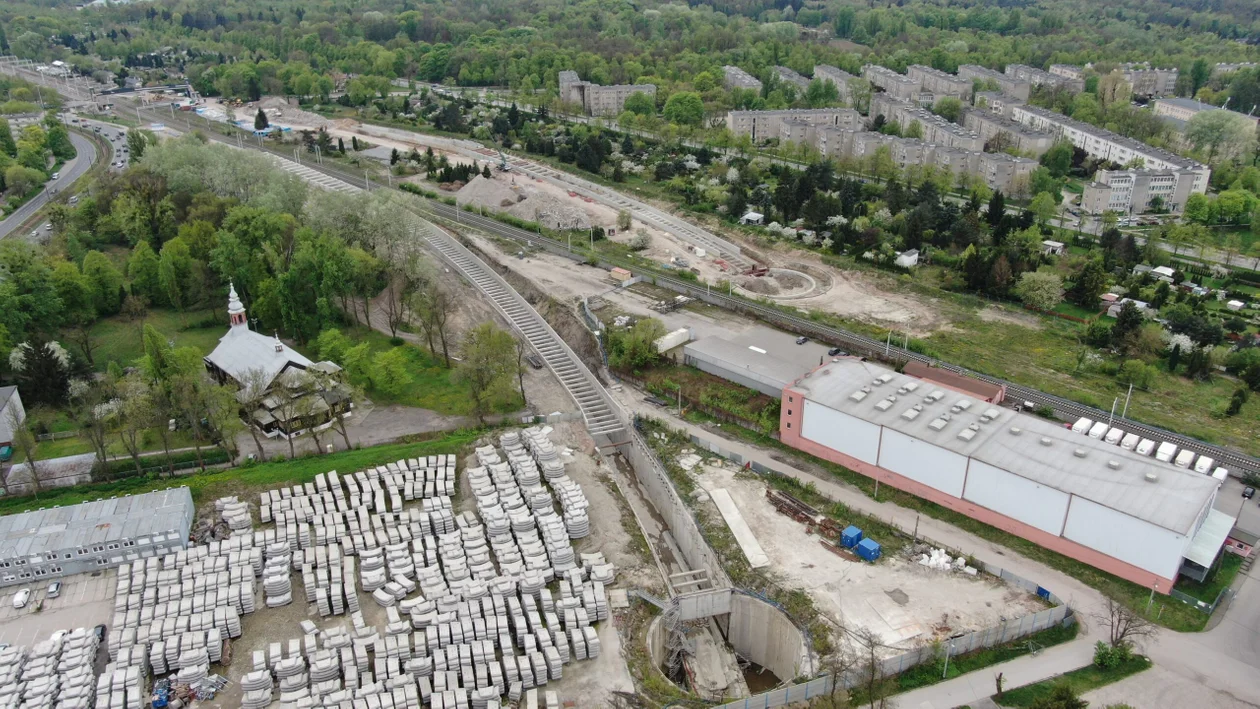 Budowa tunelu kolejowego pod Łodzią - stan na kwiecień 2024 r.