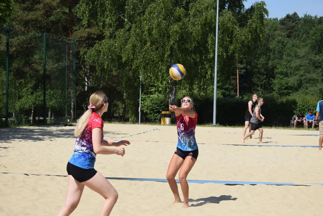 Mistrzostwa powiatu w siatkówce plażowej dziewcząt i chłopców