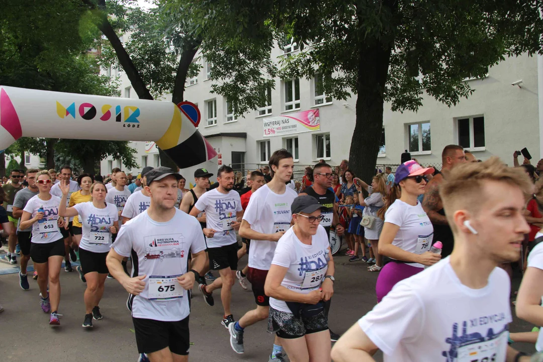 XI edycja biegu "Daj piątaka na dzieciaka"