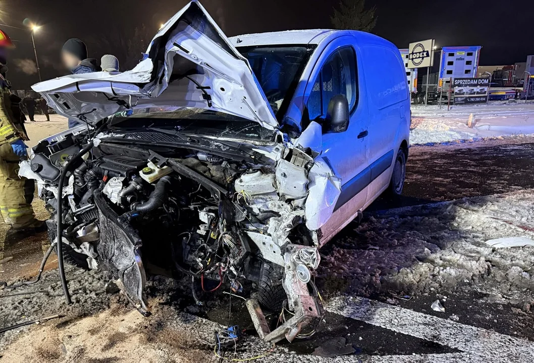 Wypadek na skrzyżowaniu w Grudnej