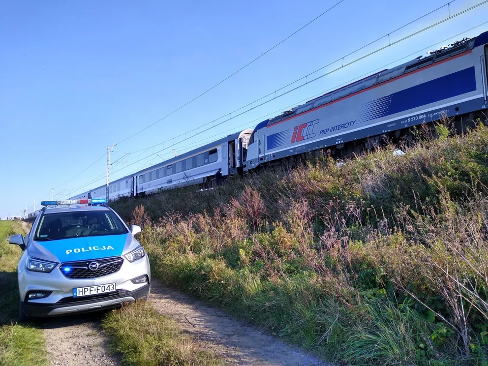 Śmiertelny wypadek na torach w miejscowości Krzewie