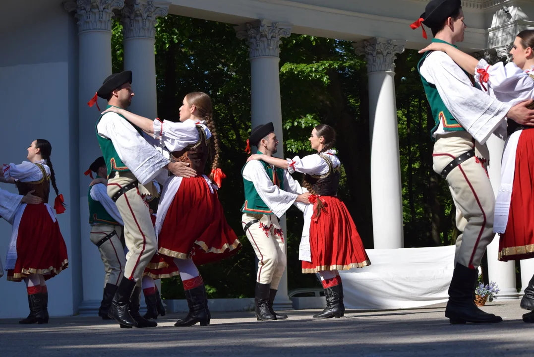 Spotkanie z folklorem w Parku Julianowskim