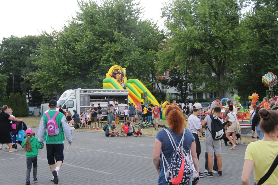 Piknik rodzinny fundacji „Daj piątaka na dzieciaka” na Bałutach