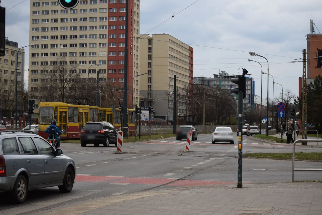 Niebezpieczne skrzyżowanie na alei Politechniki