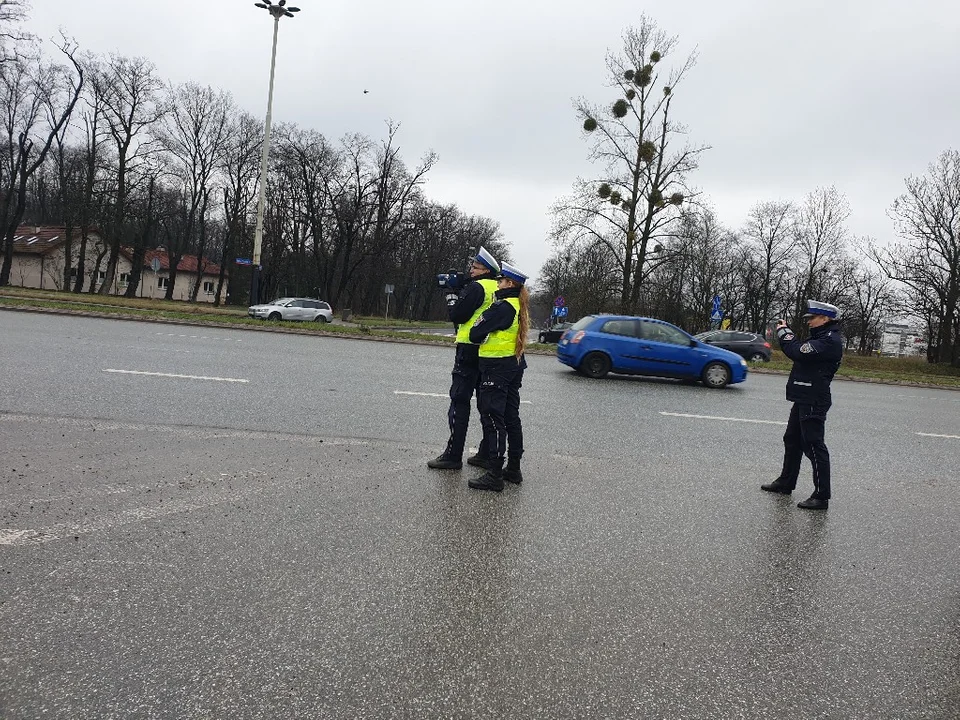 Akcja łódzkiej Drogówki i motocyklistów "Zmieścimy się wszyscy". Złapali Was przy al. Jana Pawła II?