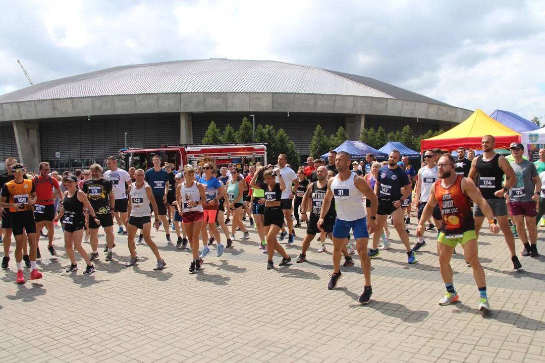 Piknik rodzinny "Bezpieczne Wakacje z Mundurem" pod Atlas Areną