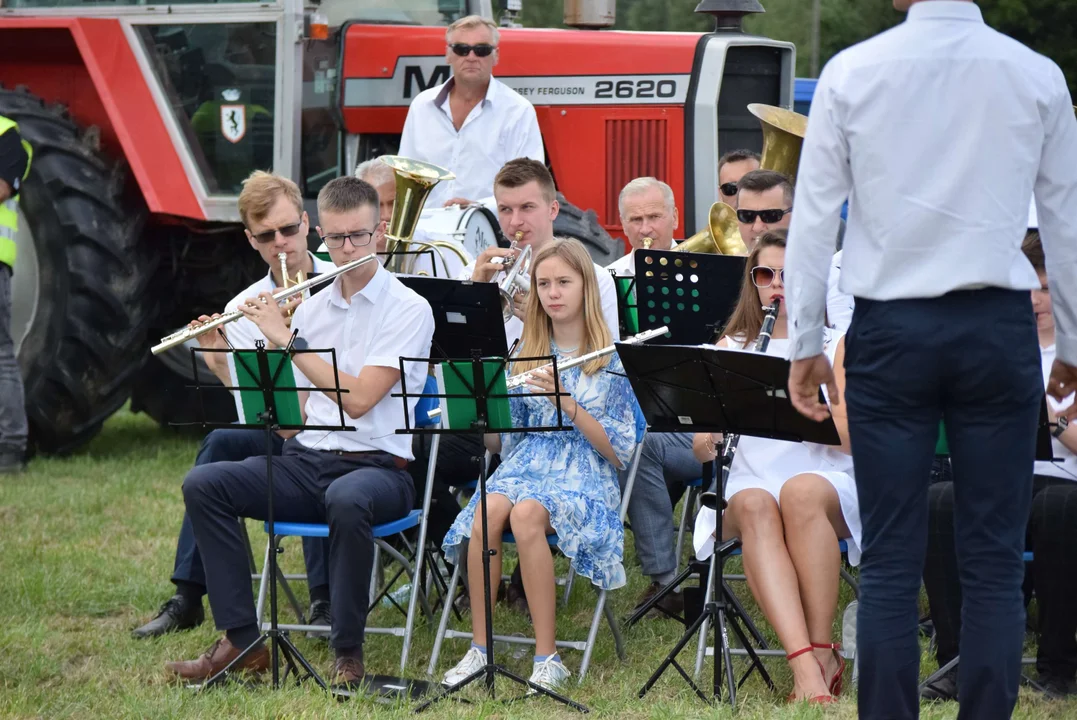 Dożynki gminy Stryków w Warszewicach