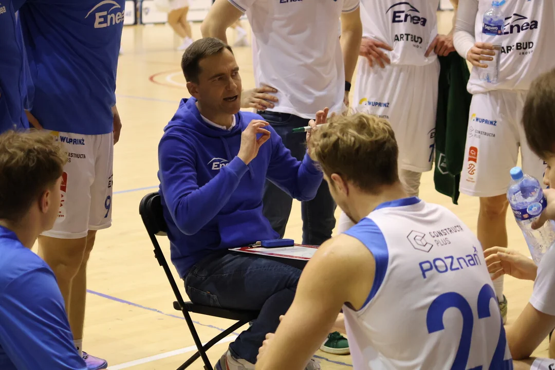 Enea Basket Poznań żegna się z własnymi kibicami zwycięstwem