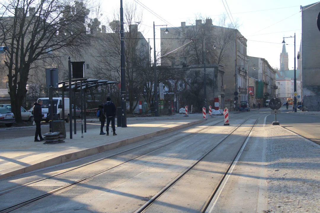 Przystanki tramwajowe przy Wojska Polskiego i Franciszkańskiej