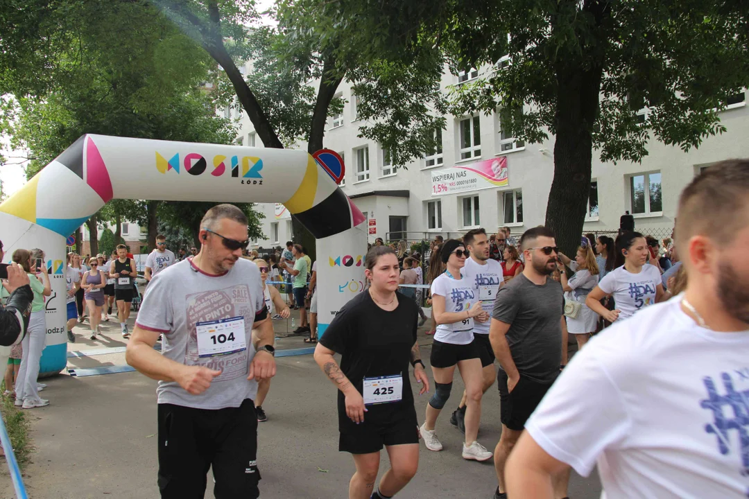 XI edycja biegu "Daj piątaka na dzieciaka"