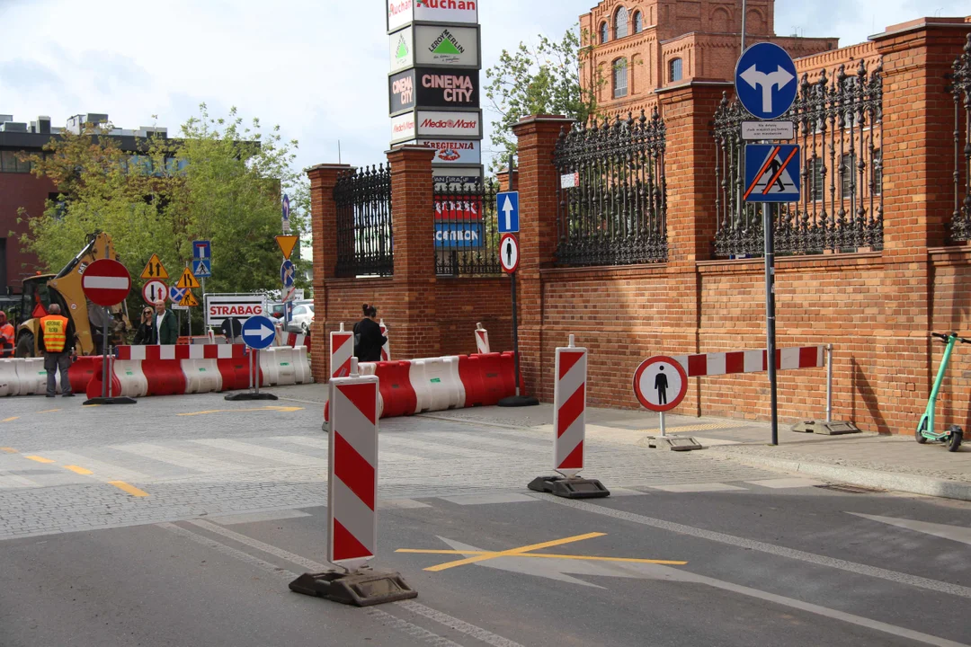 Zmiana organizacji ruchu na wjeździe do Manufaktury