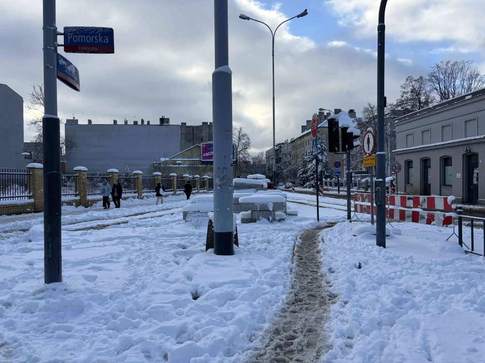 Kolejny etap remontu ulicy Sterlinga w Łodzi rozpoczęty