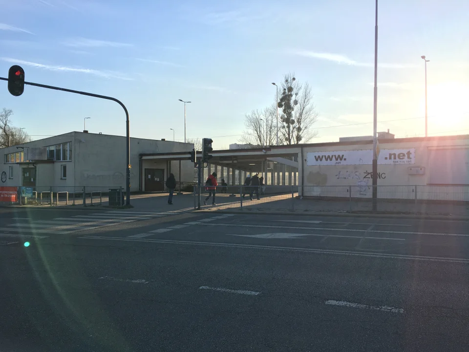 Szykuje się remont budynka dworca Łódź Żabieniec.