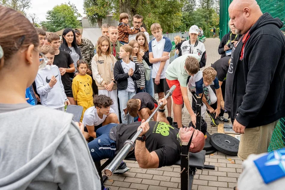 Piknik rodzinny z okazji 600-lecia Łodzi w Szkole Podstawowej nr 7 w Łodzi 