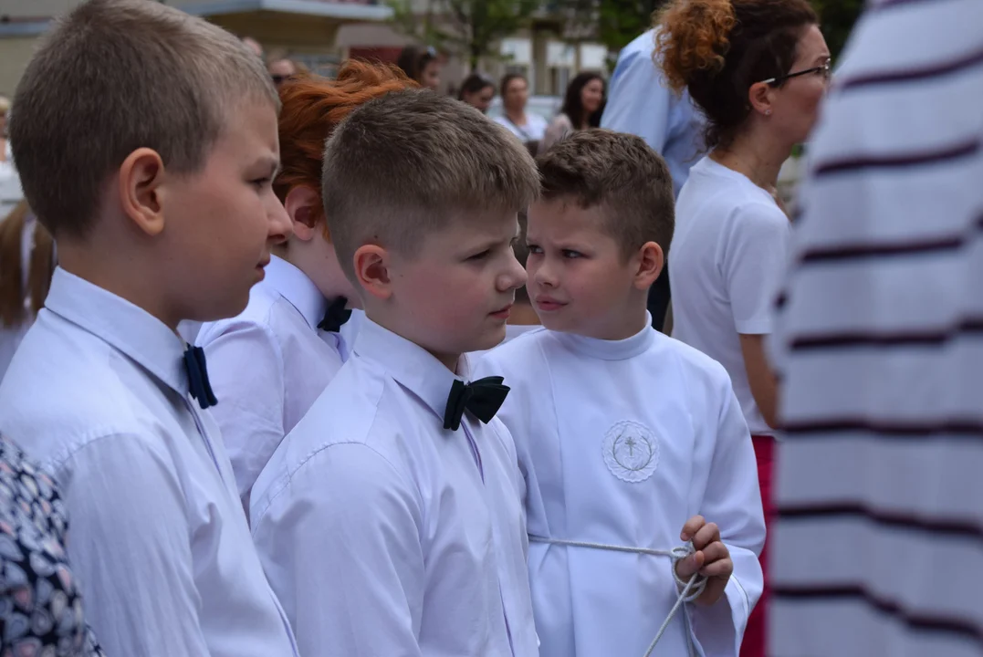 procesja Bożego Ciała w parafii Matki Bożej Dobrej Rady w Zgierzu