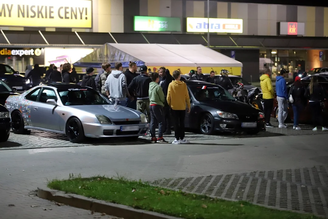 Przed nami kolejny zlot fanów motoryzacji. Kiedy najnowsza edycja Racing Night Kutno? [ZDJĘCIA] - Zdjęcie główne