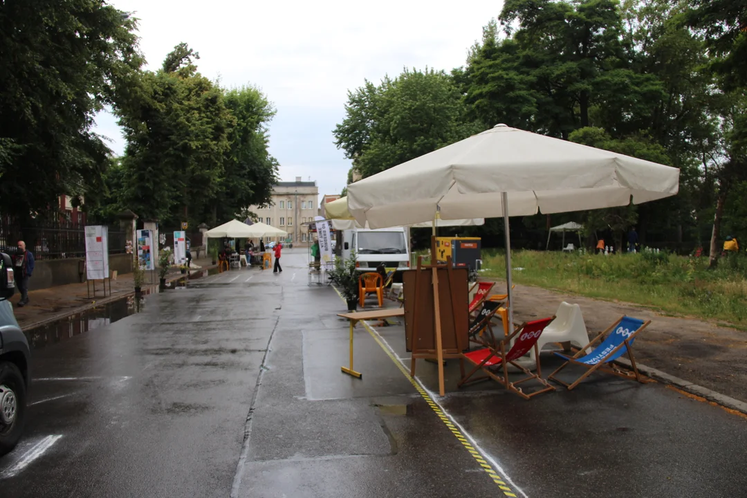 Piknik z okazji finału projektu "Od-Nowa: Czerwona" w centrum Łodzi