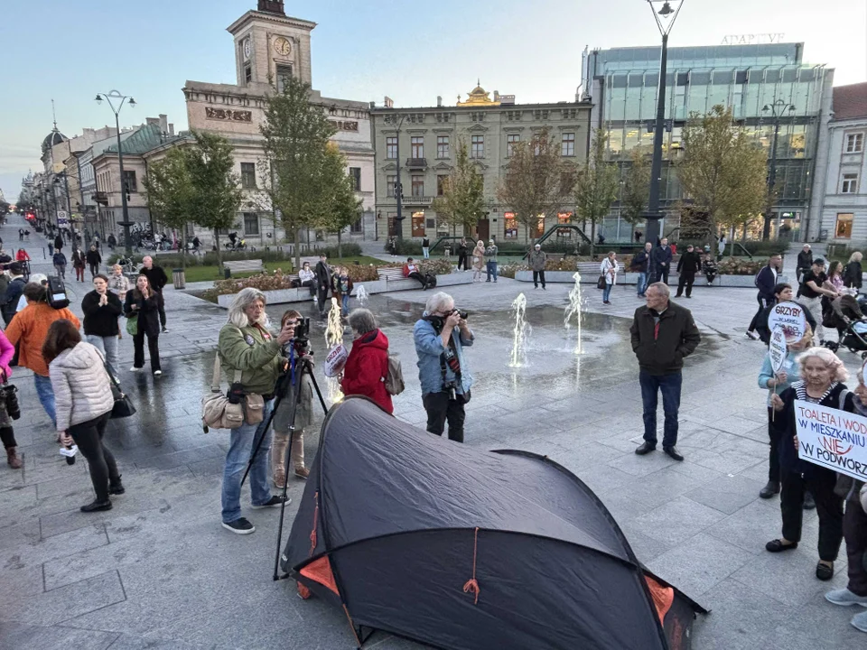 Manifestacja Łódzkiego Stowarzyszenia Lokatorów