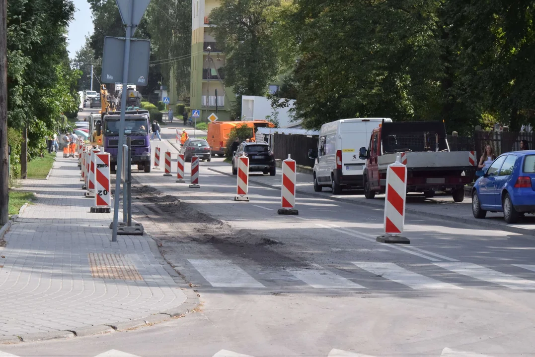 Wymiana nawierzchni na ulicy Rembowskiego