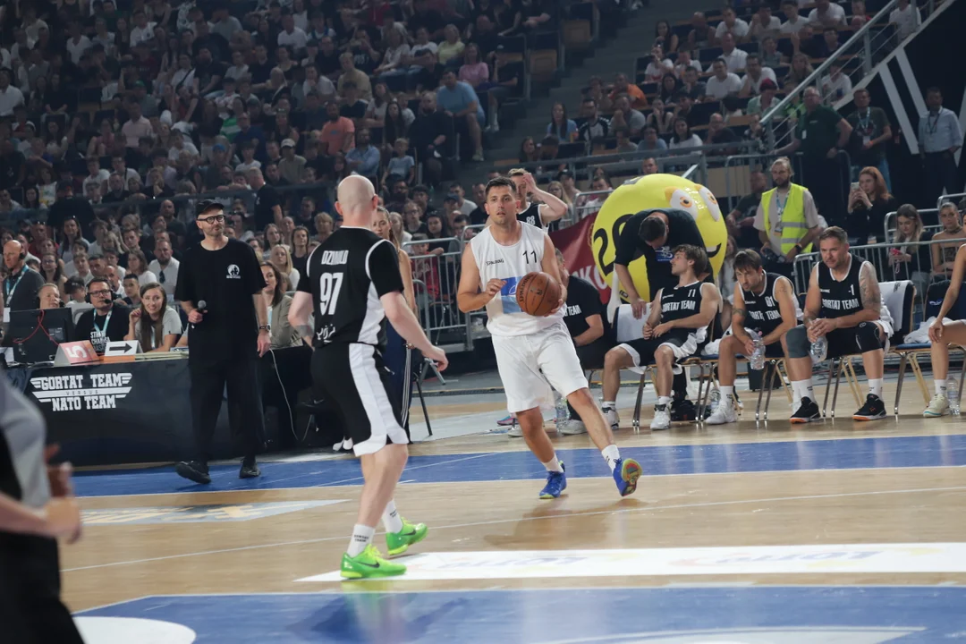 Mecz charytatywny: Gortat Team vs. Żołnierze NATO