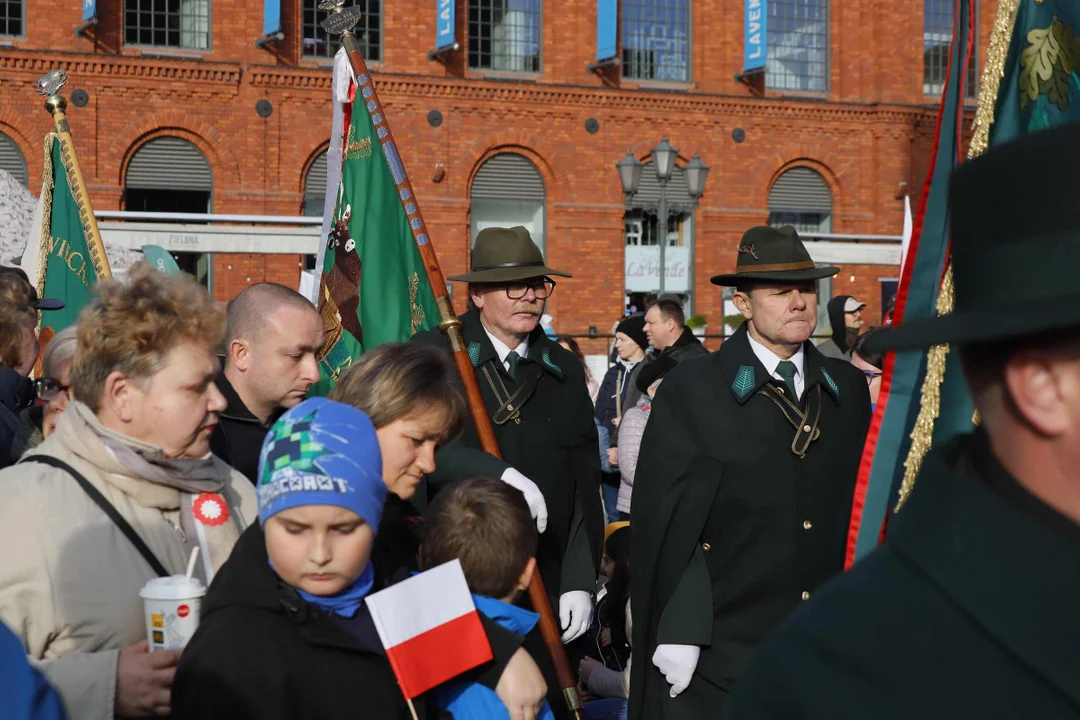 Święto Niepodległości przed Manufakturą