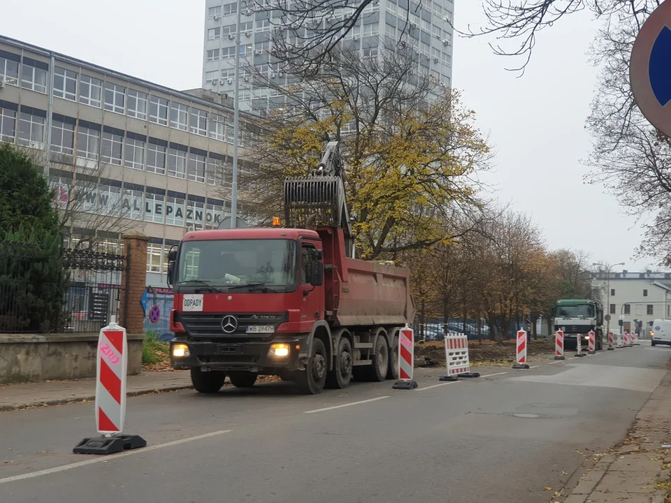 Utrudnienia w Łodzi. Trwa remont ulic Tymienieckiego i Sienkiewicza