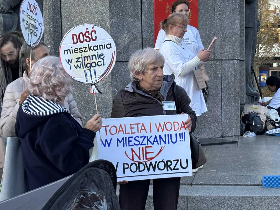 Manifestacja Łódzkiego Stowarzyszenia Lokatorów