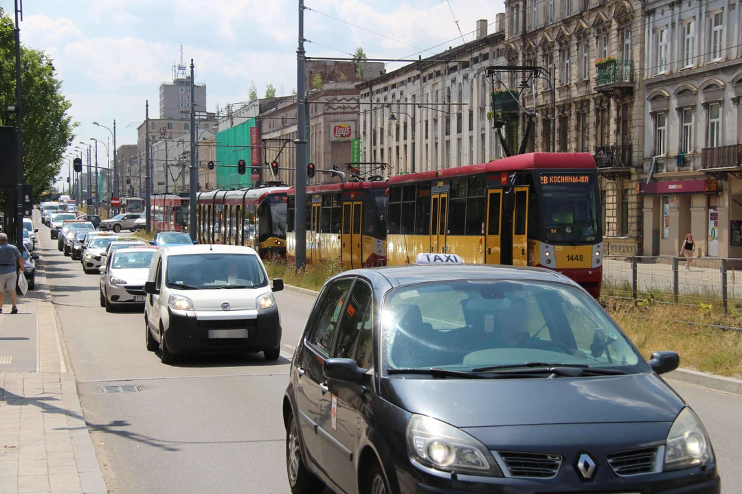 Utrudnienia po wykolejeniu tramwaju w Łodzi