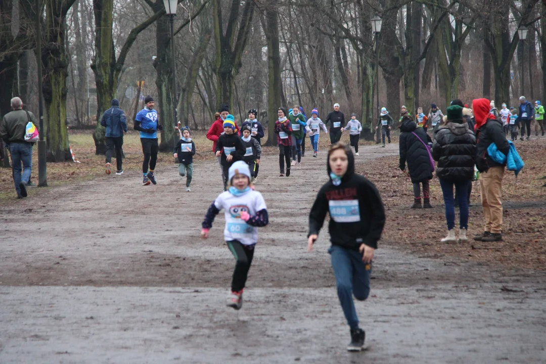 Pączek Run 2024 w parku Poniatowskiego w Łodzi