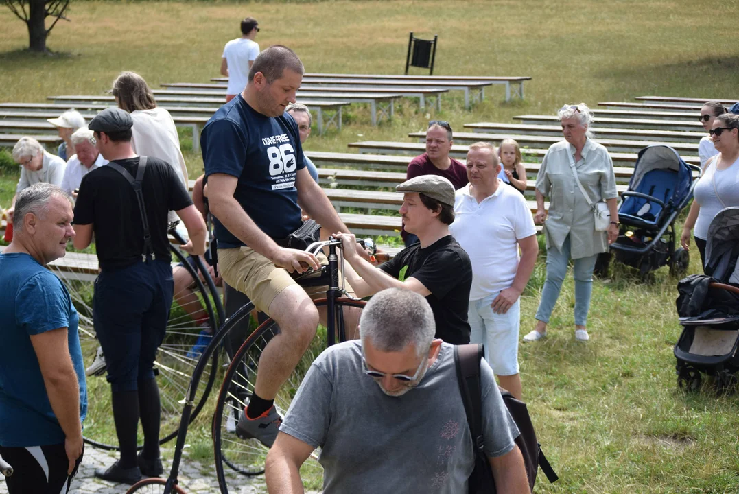 Historia rowerów w Parku Julianowskim na 600. urodizny Łodzi