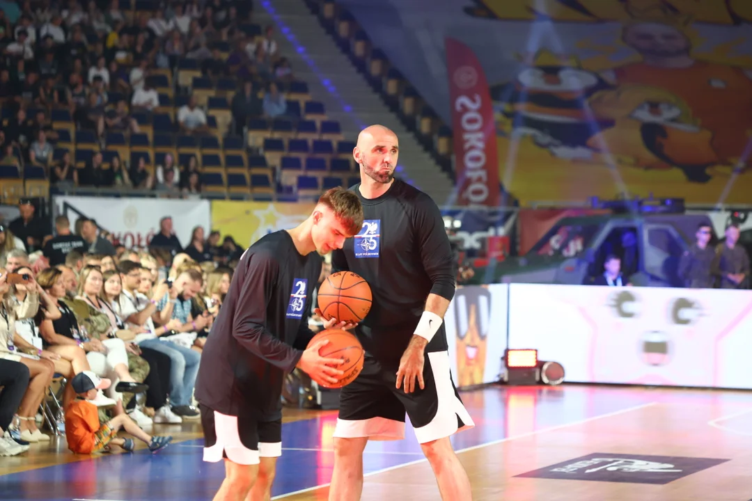 Mecz charytatywny: Gortat Team vs. Żołnierze NATO