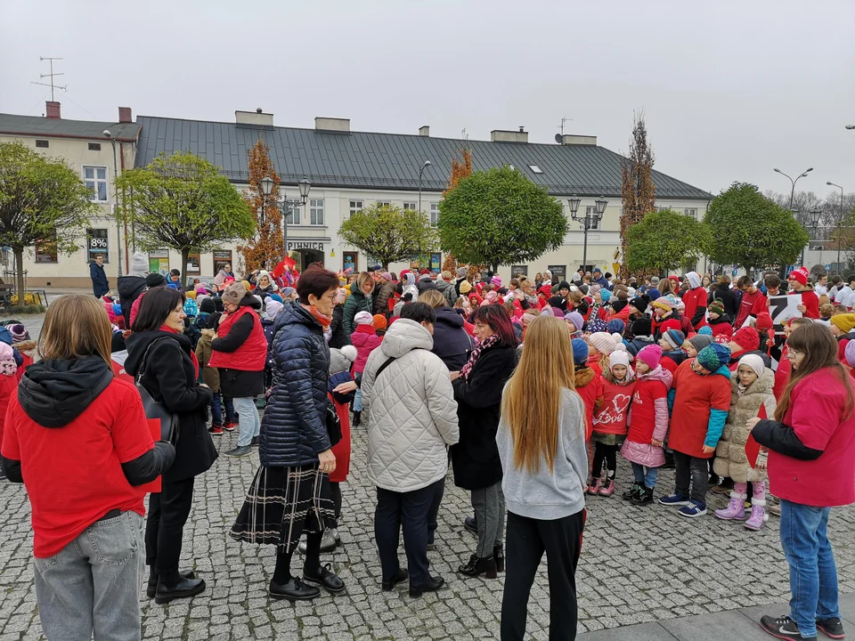 "Żywa flaga" na pl. Jana Pawła II