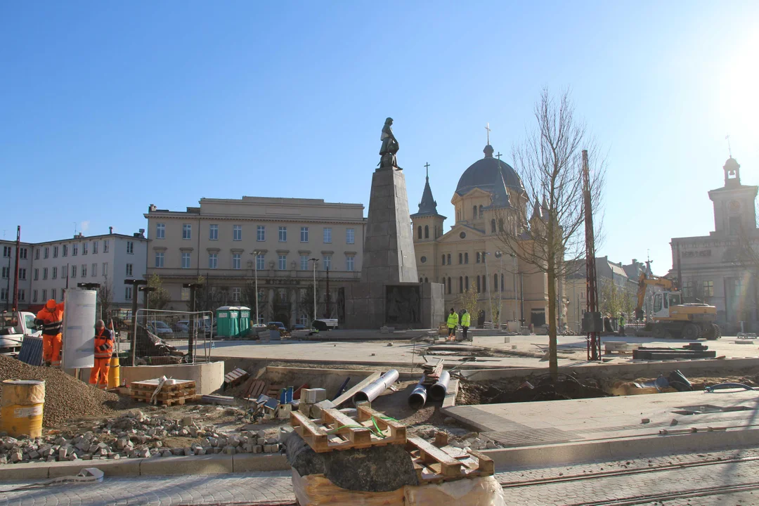 Dobiega końca przebudowa placu Wolności w Łodzi