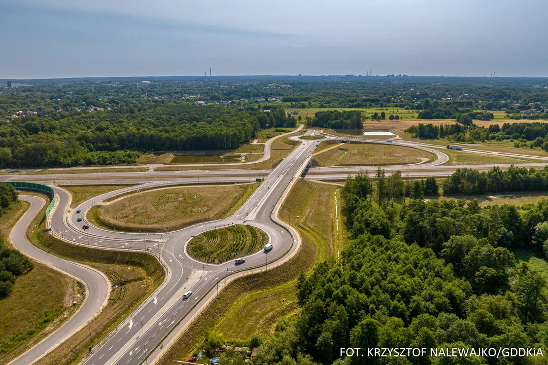 Drogi ekspresowe i autostrady w województwie łódzkim z lotu ptaka