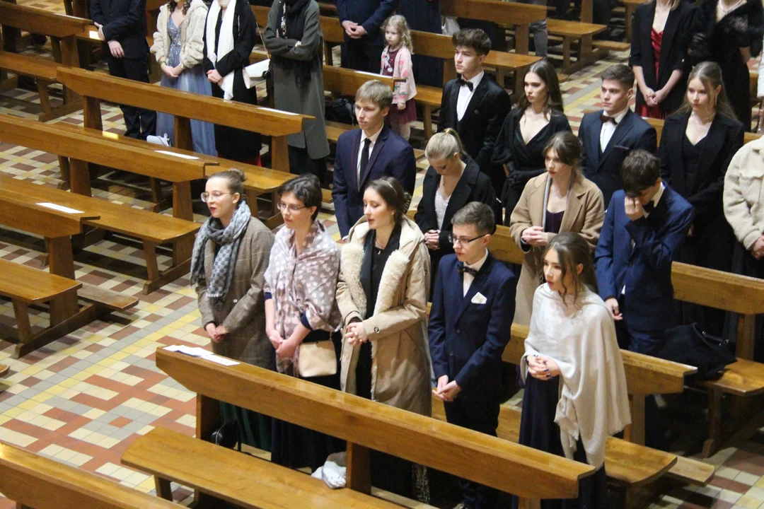 Studniówka 2024 w Zespole Szkół Salezjańskich im. ks. Bosko w Łodzi