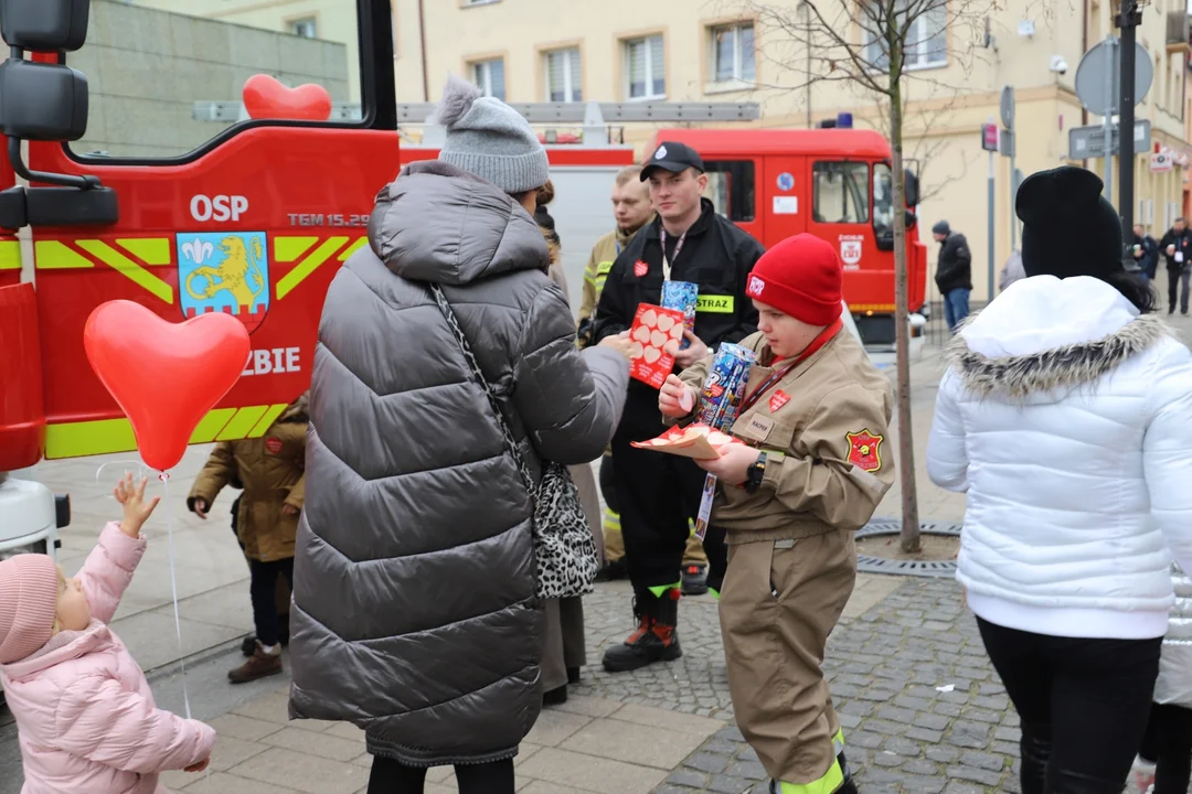 Kutno tętni życiem podczas 33. finału WOŚP. W centrum pełno atrakcji - Zdjęcie główne