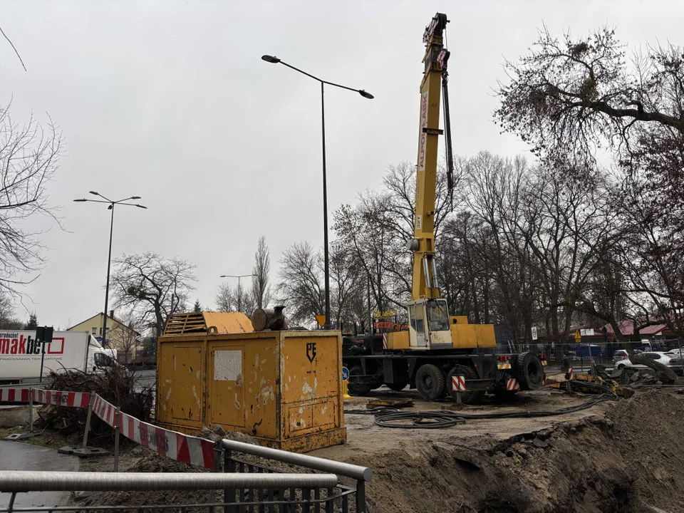 Trwa odbudowa mostku na ulicy Siewnej w Łodzi