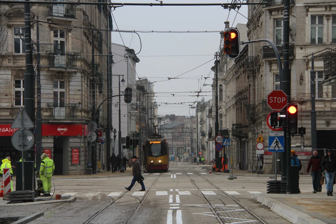 Tramwaje i autobusy MPK Łódź powróciły na Legionów