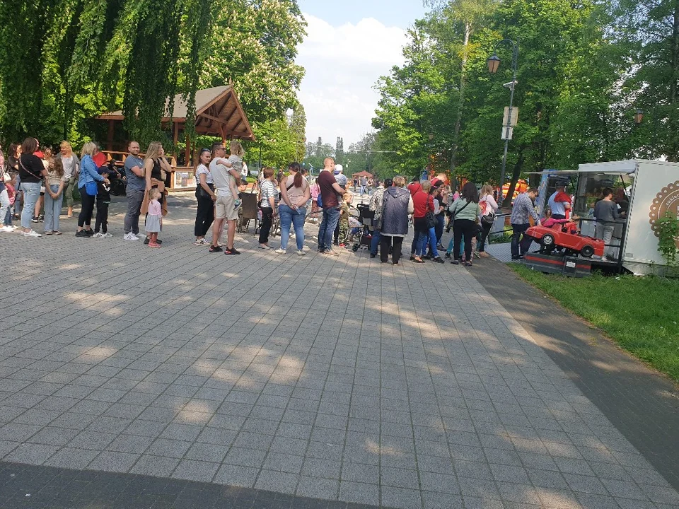 Moc atrakcji na Festiwalu Baniek Mydlanych w Zgierzu. Dzieciaki były uradowane, to wszystko dla nich [zdjęcia]