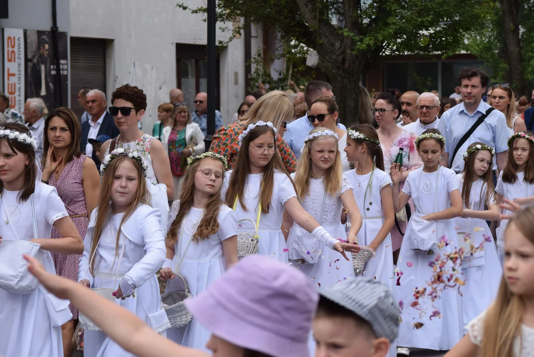 procesja Bożego Ciała w parafii Matki Bożej Dobrej Rady w Zgierzu