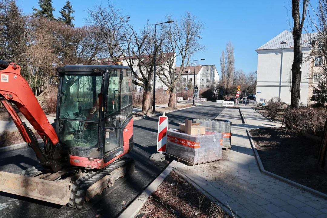 Remont ul. Leczniczej w Łodzi na finiszu